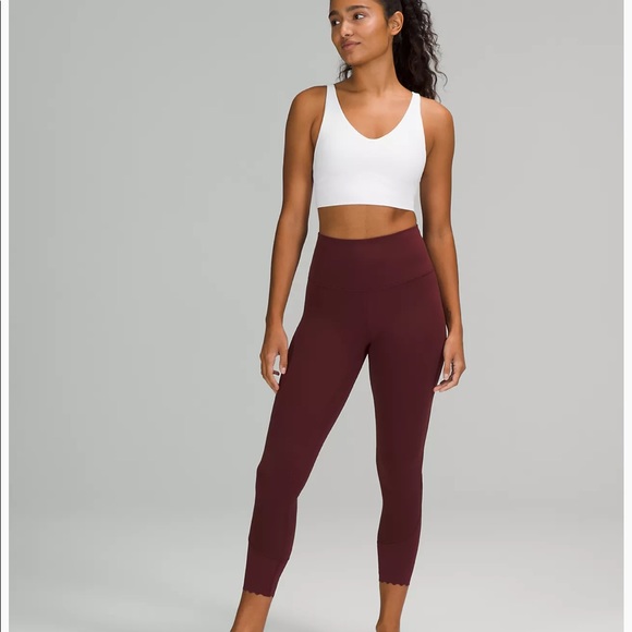 💙 LULULEMON. - BNWOT In Alignment Longline - Size 2, Ocean Air - Picture 6 of 7